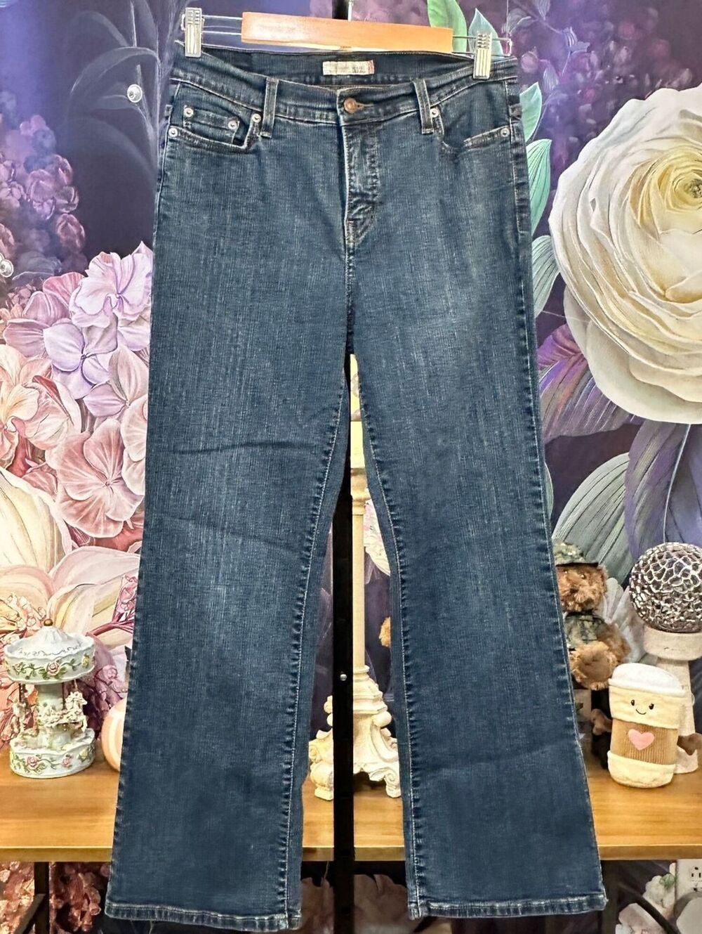 Levis 512 12P Blue Bootcut Jeans Perfectly Slimming Five Pocket Minimalist